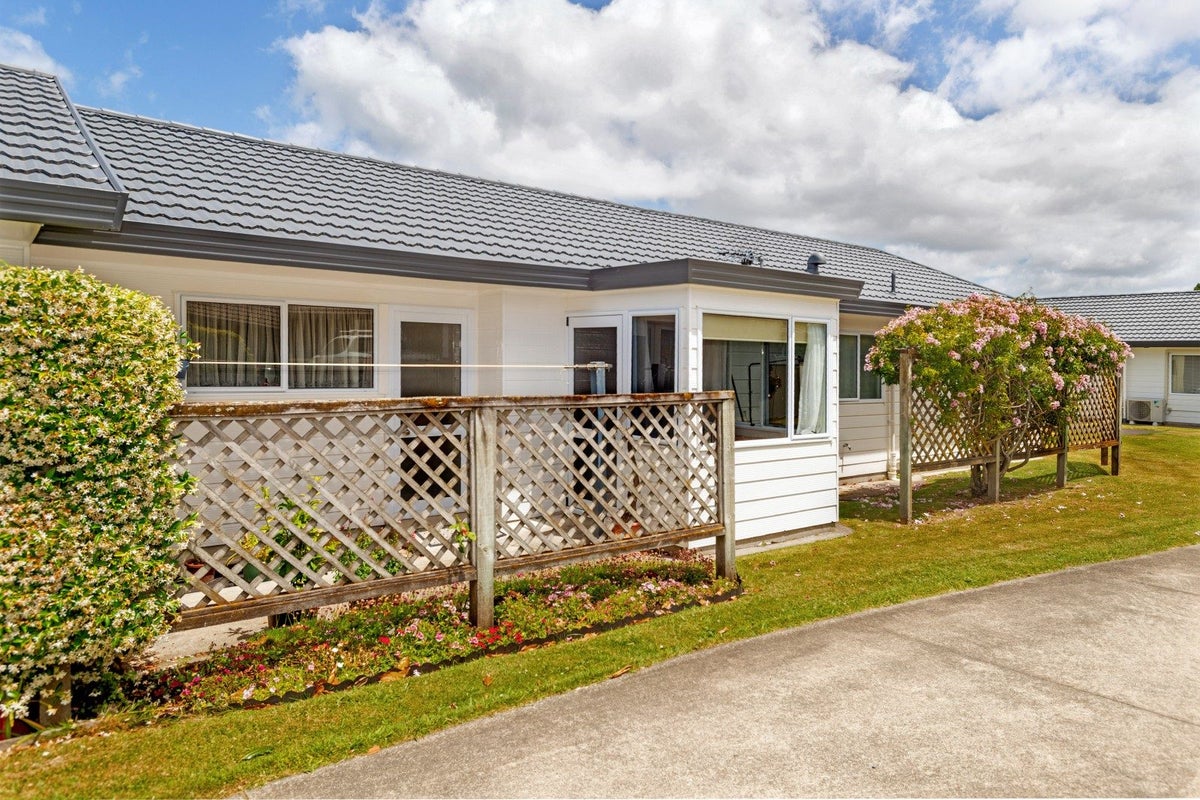 7/690 Gladstone Road, Te Hapara, Gisborne - Carousel 18