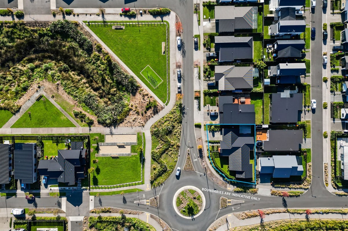 2 Medland Place, Chartwell, Hamilton - Carousel 24