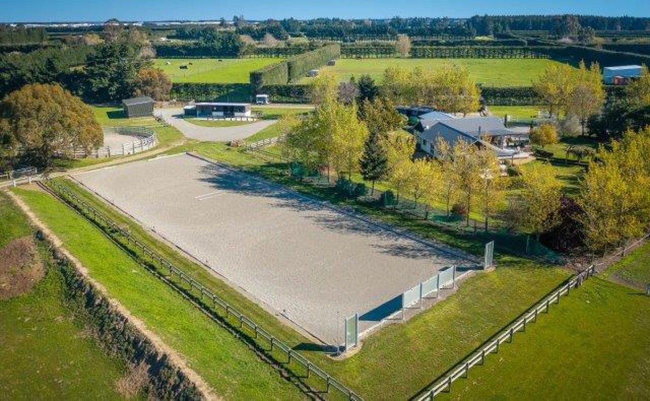 679 Newtons Road, Christchurch - Carousel 2