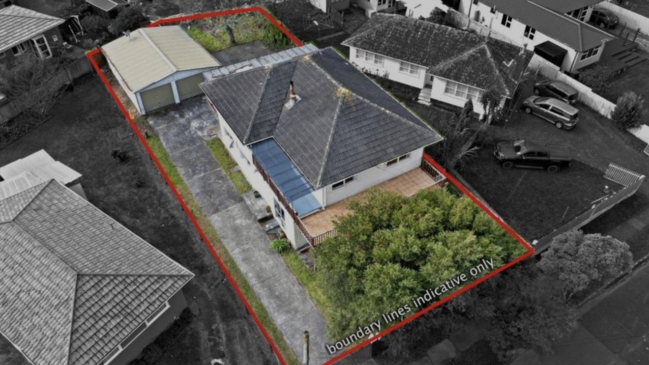 7 Paul Place, Pakuranga, Auckland - Carousel 1