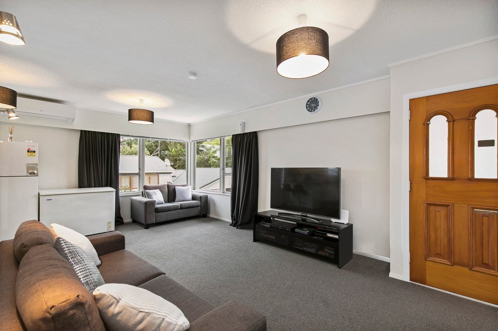 2/386 Great South Road, Opaheke, Papakura - Carousel 2