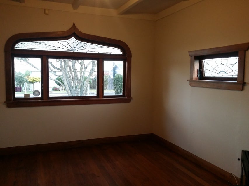 8 Cracroft Street, Otahuhu, Auckland - Carousel 1