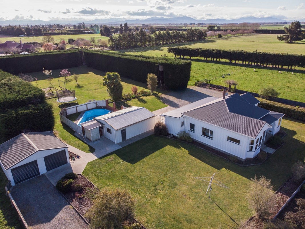 455 Timaru-Temuka Highway, Levels, Timaru - Carousel 1
