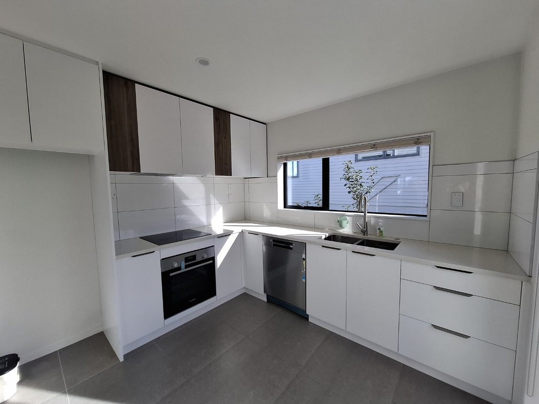 70C Stanley Road, Glenfield, Auckland - Carousel 2