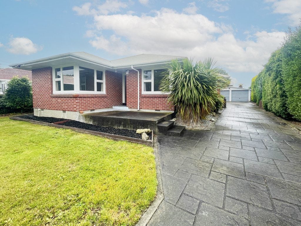 25 Fenhall Street, Russley, Christchurch - Carousel 2
