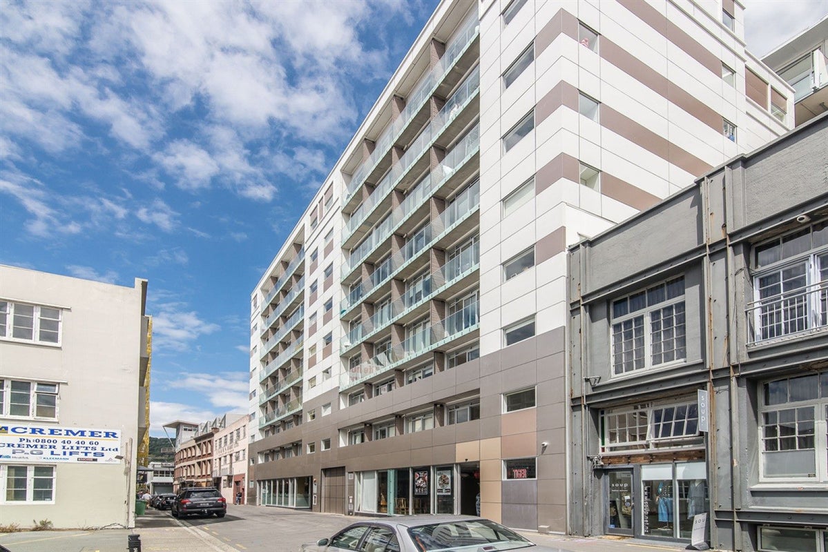 209/15 Holland street, Te Aro, Wellington - Carousel 1