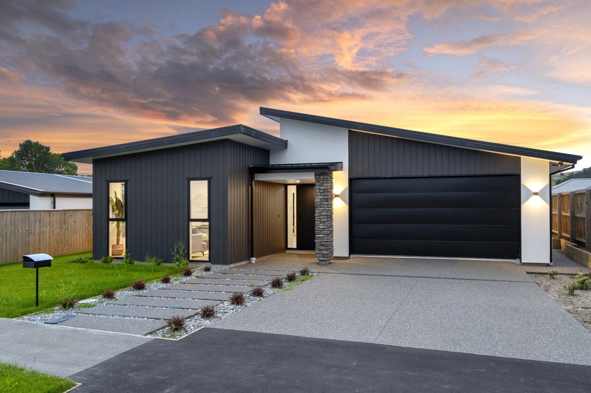 3 Withers Crescent, Halswell, Christchurch - Carousel 1