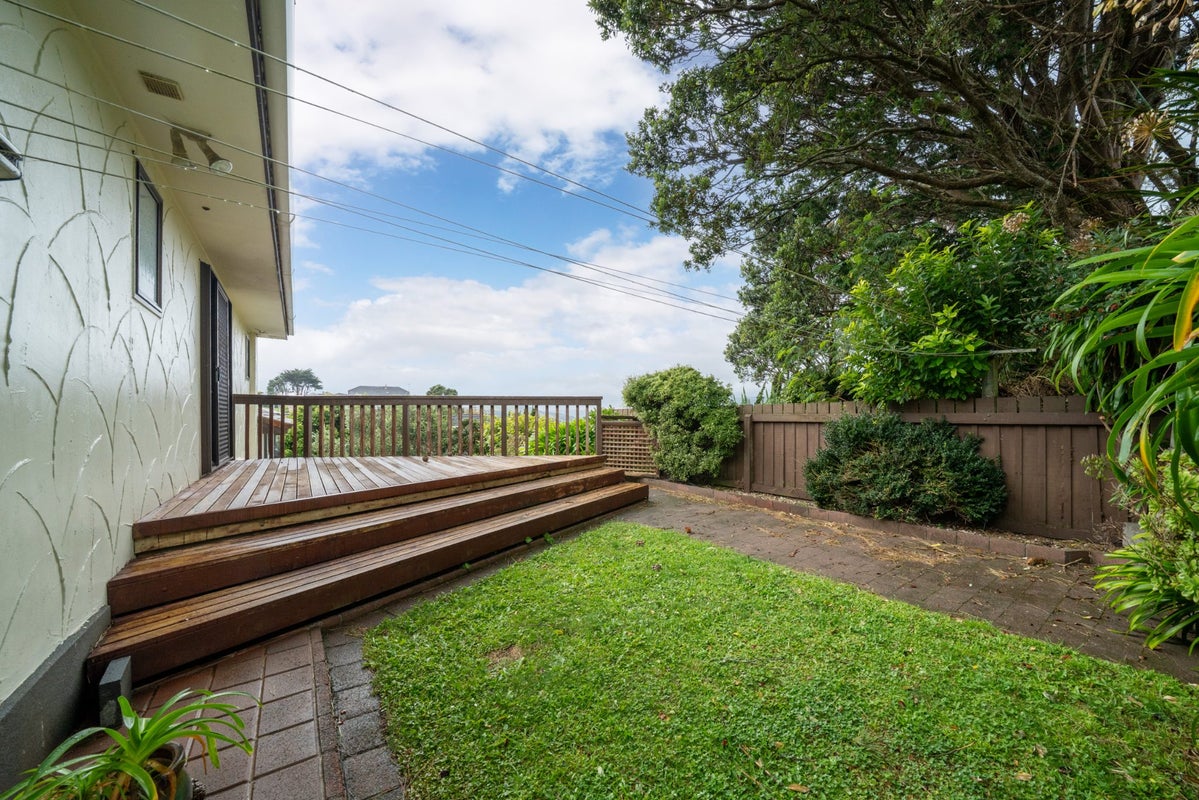 49 Cambrian Street, Churton Park, Wellington - Carousel 17