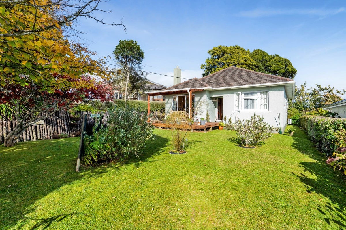 92 Mill Road, Lower Vogeltown, New Plymouth - Carousel 29