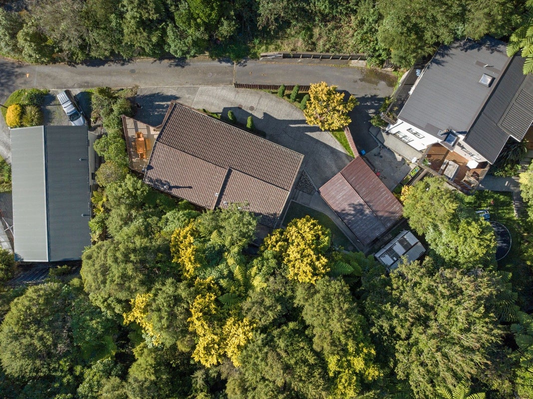 10 Haven Grove, Naenae, Lower Hutt - Carousel 35