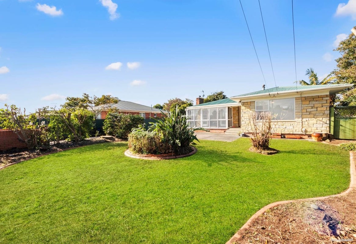 123 Clevedon Road, Papakura, Papakura - Carousel 16