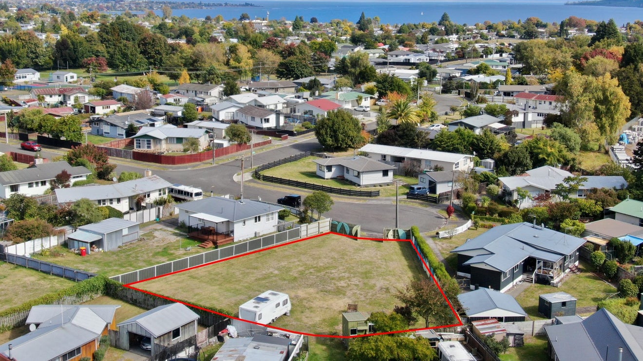 17 Simkin Street, Taupo, Taupo - Carousel 1