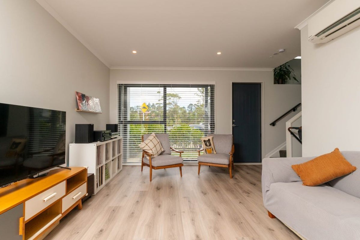 67 Mettam Drive, Swanson, Auckland - Carousel 2