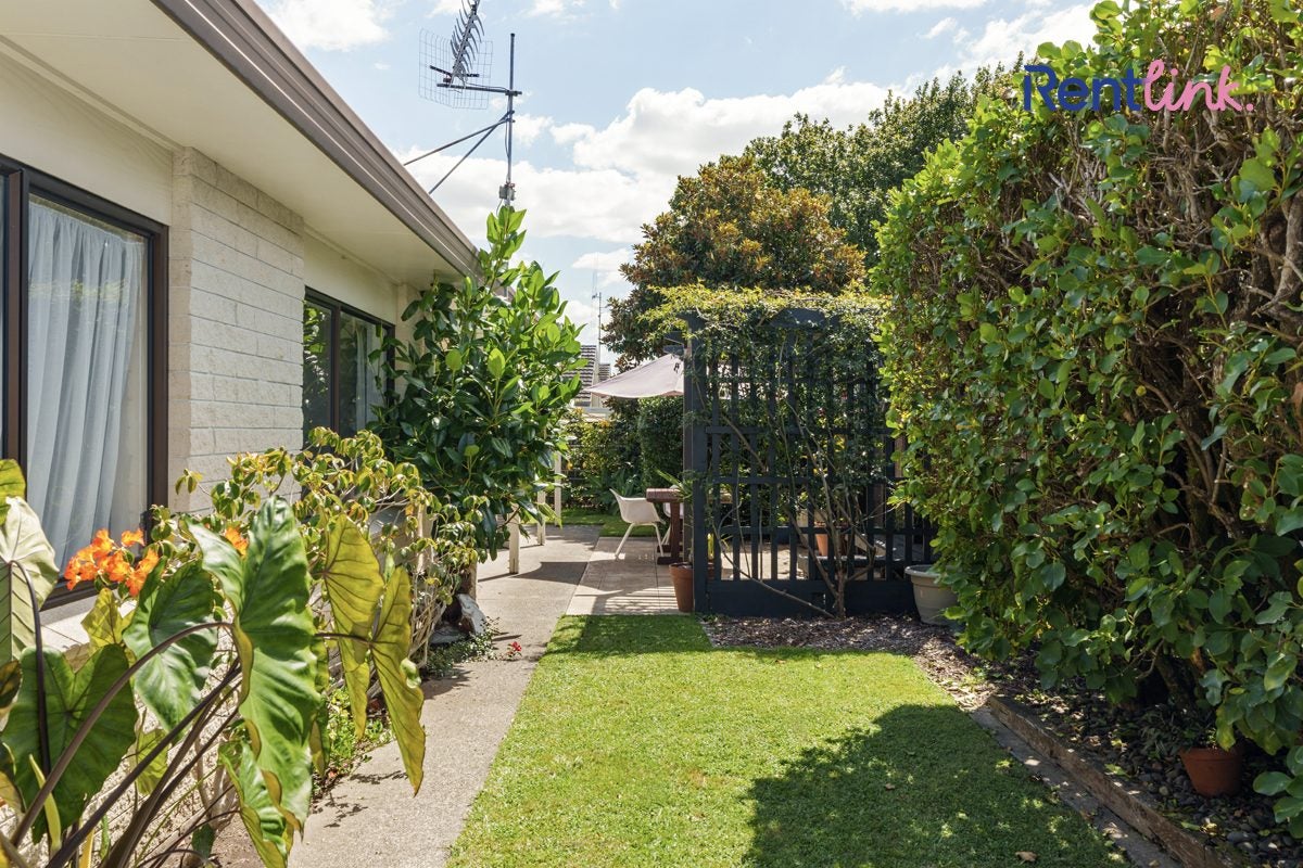 121B Seventeenth Avenue, Tauranga South, Tauranga - Carousel 24