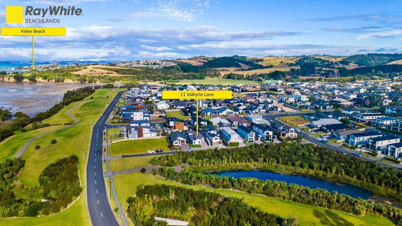 11 Valkyrie Lane, Beachlands, Auckland - Carousel 2