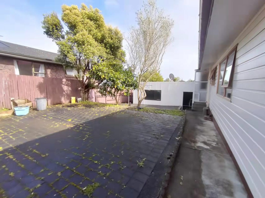 69 Stanniland Street, Sunnyhills, Auckland - Carousel 14