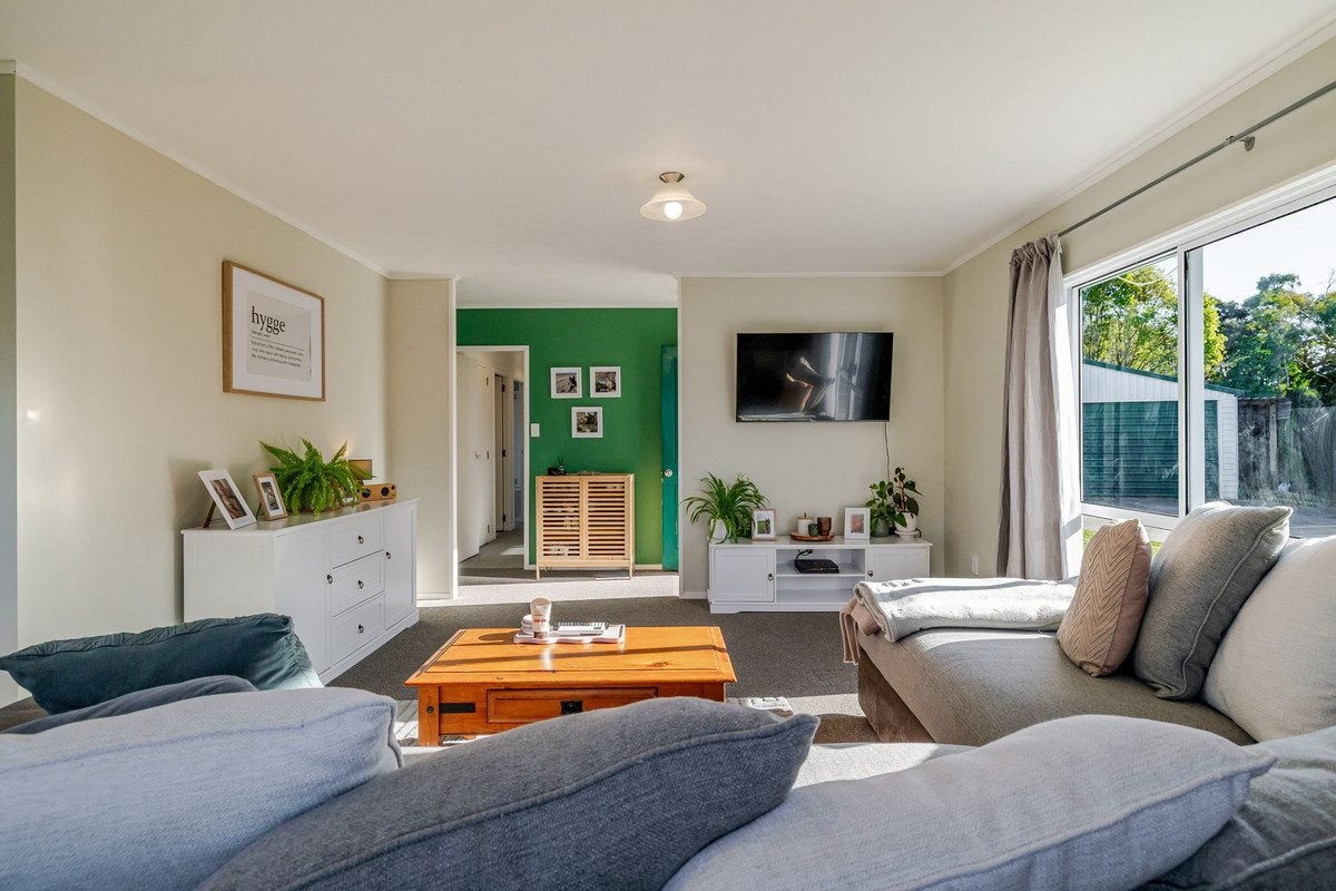 105 Hillcrest Drive, Kelvin Grove, Palmerston North, Manawatu / Whanganui - Carousel 2