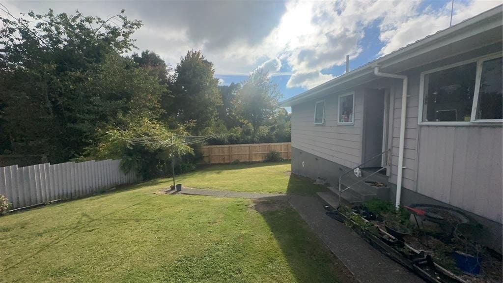 30A Deborah Place, Mangakakahi, Rotorua - Carousel 1