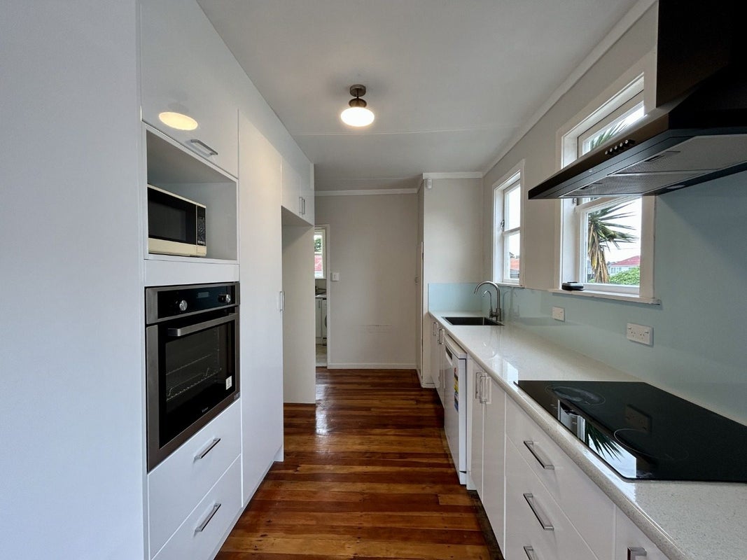 8A Fletcher Street, Wesley, Auckland - Carousel 2