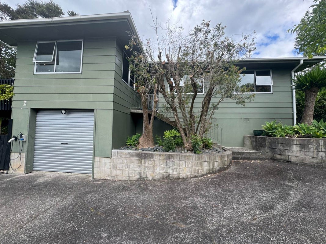 6 Longfellow Parade, Glen Eden, Auckland - Carousel 2
