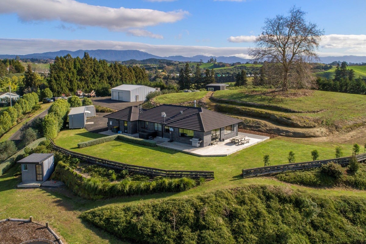 24 Barrett Road, Whakamarama, Tauranga - Carousel 1