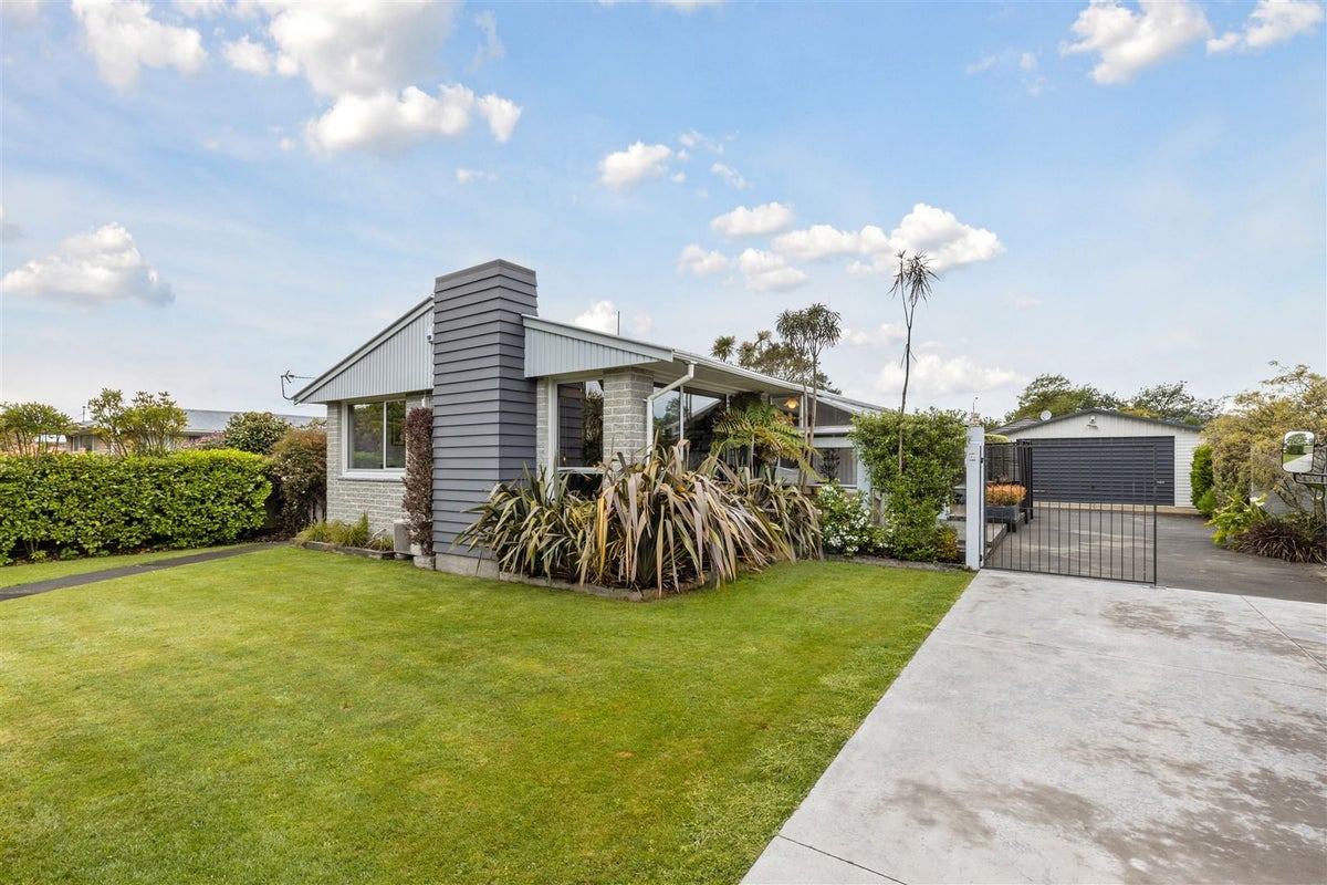 10 West-Watson Avenue, Hillmorton, Christchurch - Carousel 1