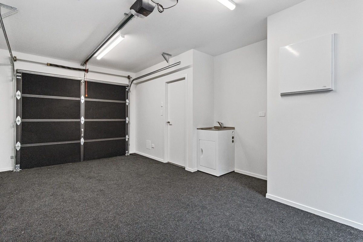 3/4 Duncan Road, St Andrews, Hamilton - Carousel 13