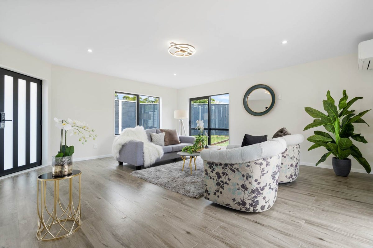 3C Springbank Lane, Te Atatu Peninsula, Auckland - Carousel 2