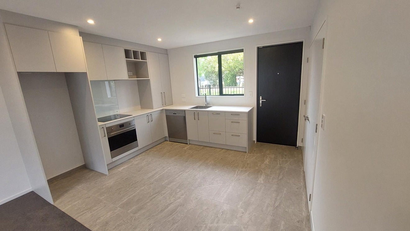 10/27 Harewood Road, Papanui, Christchurch - Carousel 2