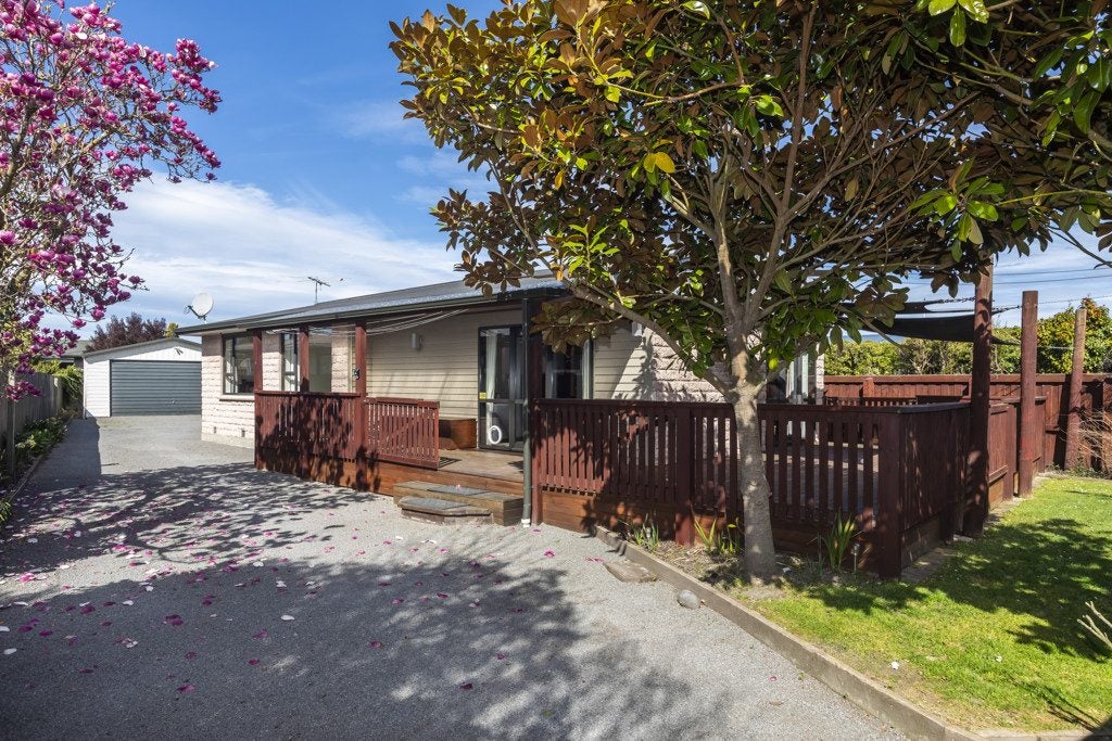 30 Aintree Street, Bishopdale, Christchurch - Carousel 1