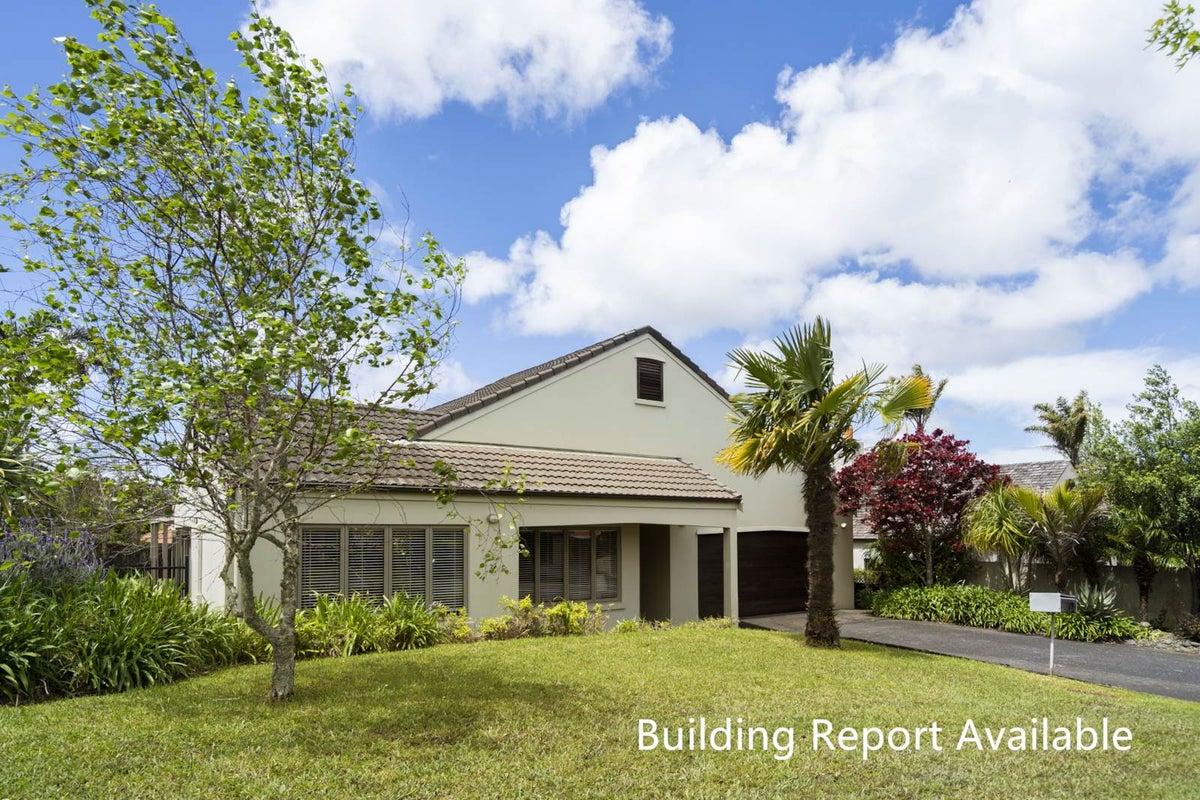 12 Hugh Green Drive, Pinehill, Auckland - Carousel 1
