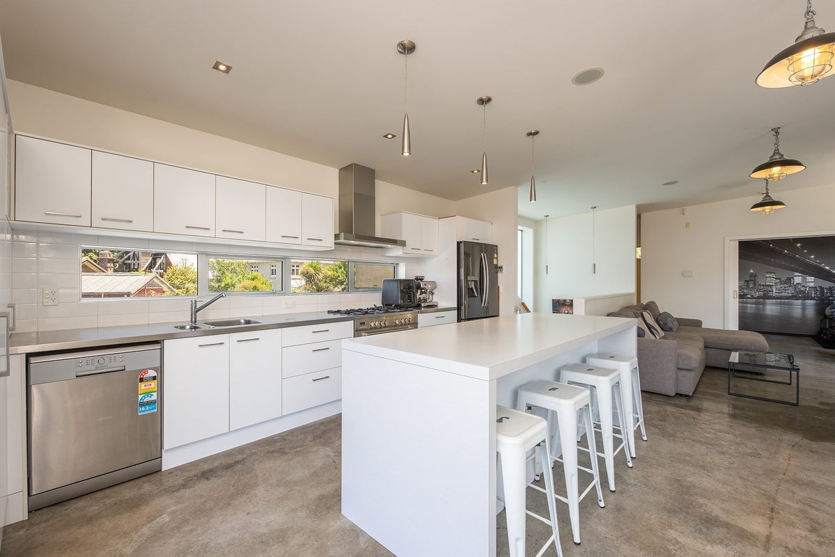 528A Evans Bay Parade, Hataitai, Wellington - Carousel 2