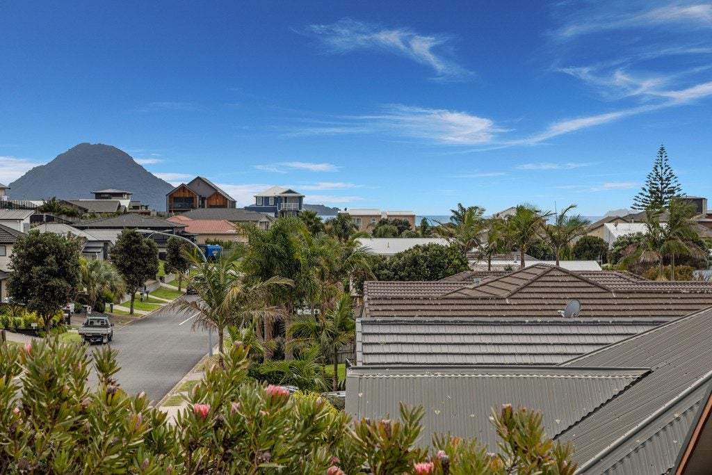 6 Omega Place, Coastlands, Whakatane - Carousel 1