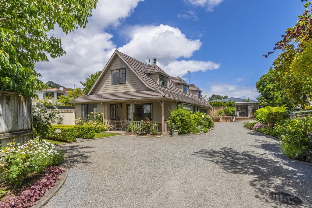 134D Raumati Road, Raumati Beach, Paraparaumu - Carousel 1