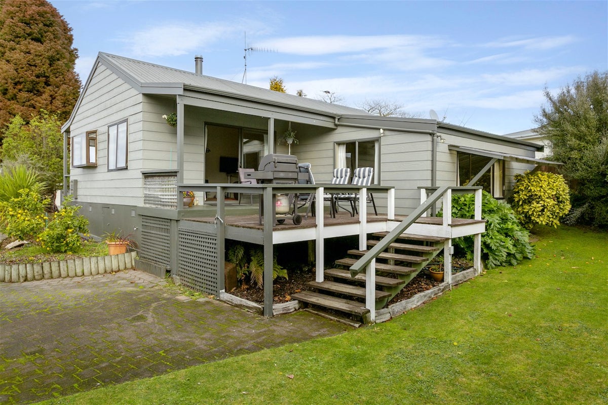 10 Manunui Street, Nukuhau, Taupo - Carousel 2