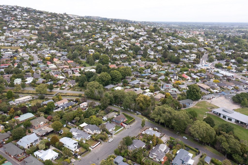 14 Riverview Street, Beckenham, Christchurch - Carousel 41