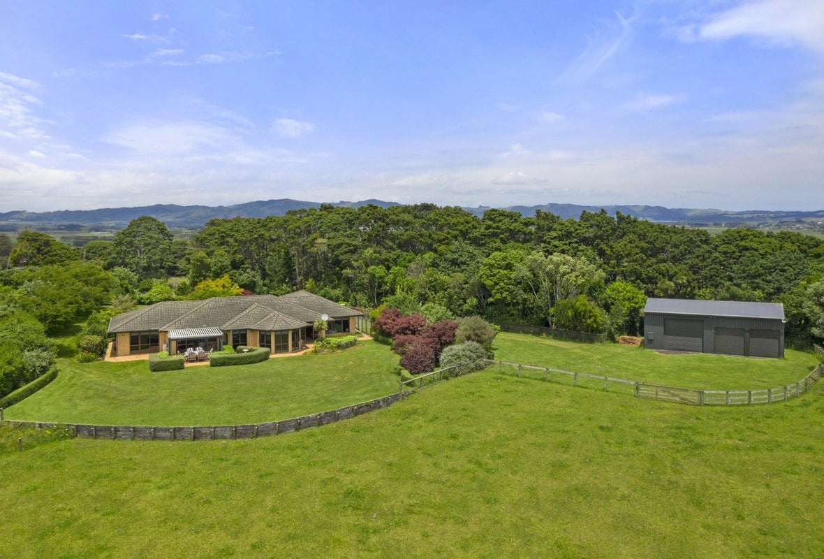 49 Lewis Road, Waiuku - Carousel 2