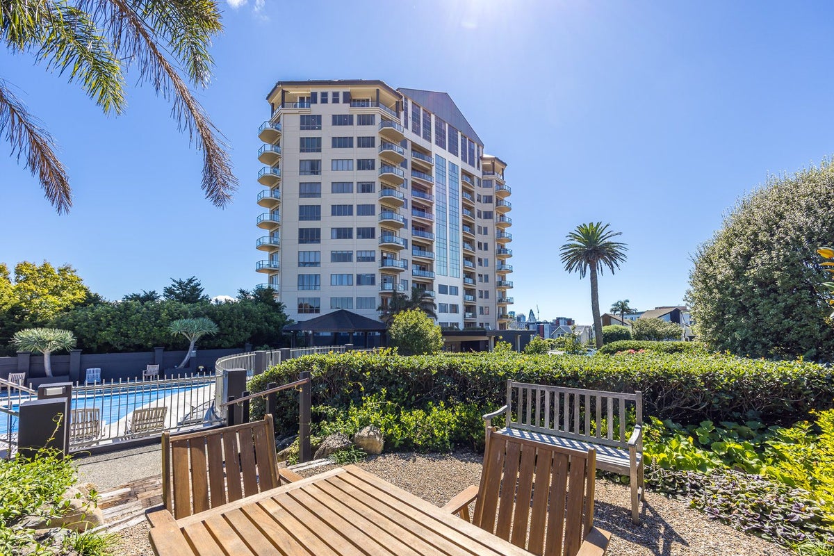 1001/135 Grafton Road, Grafton, Auckland - Carousel 2