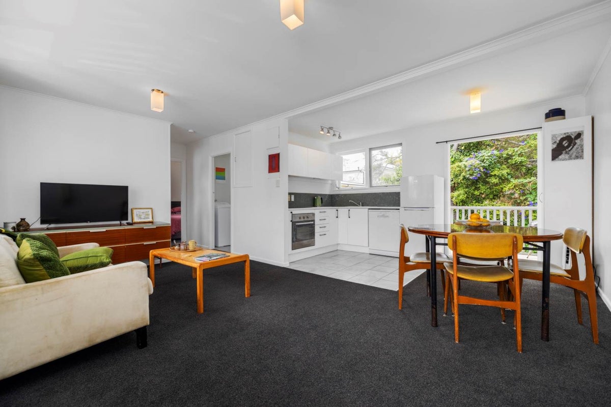 8/35 Turakina Street, Grey Lynn, Auckland - Carousel 2