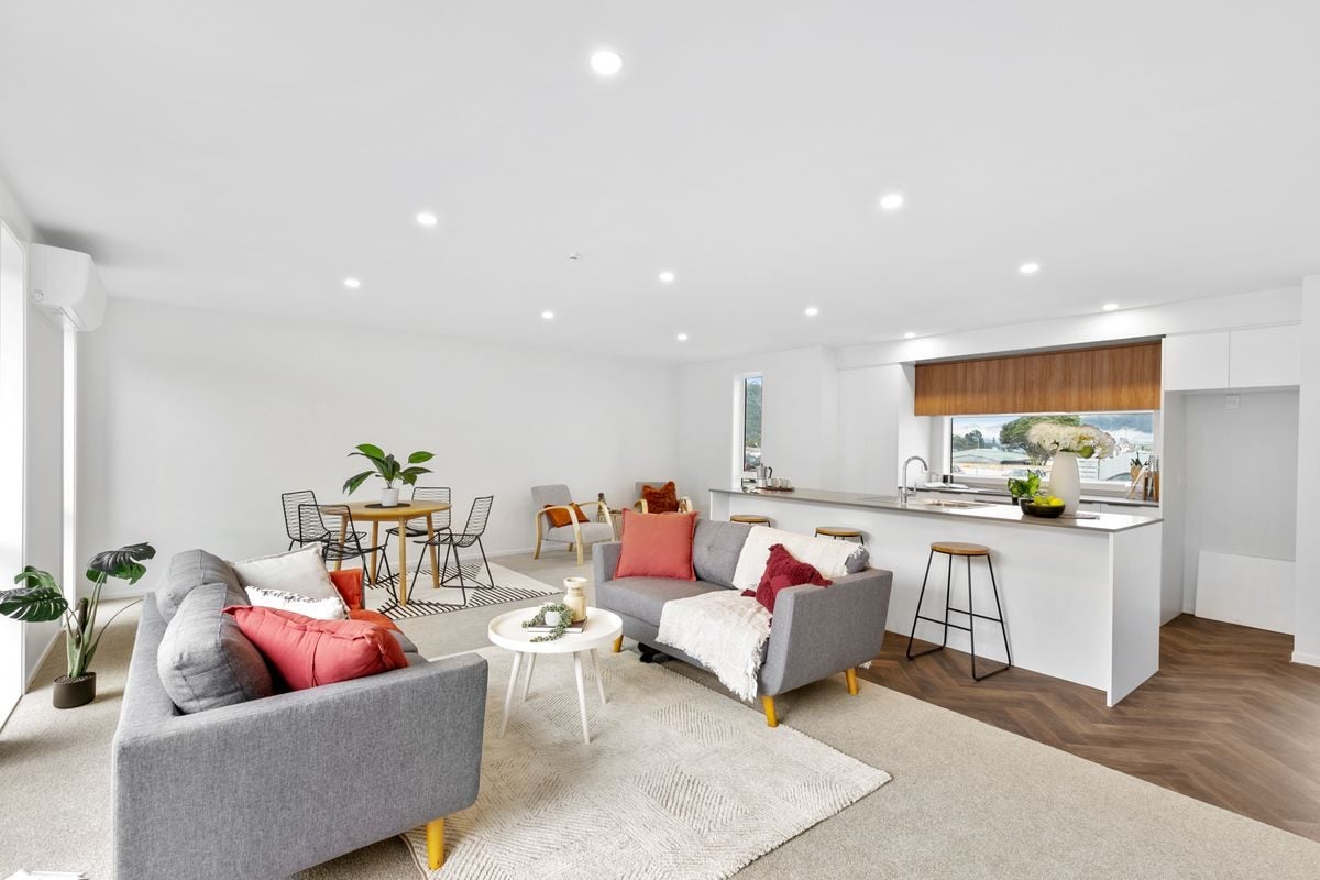 1 Te Ara o Puakawe, Wainuiomata, Lower Hutt - Carousel 2