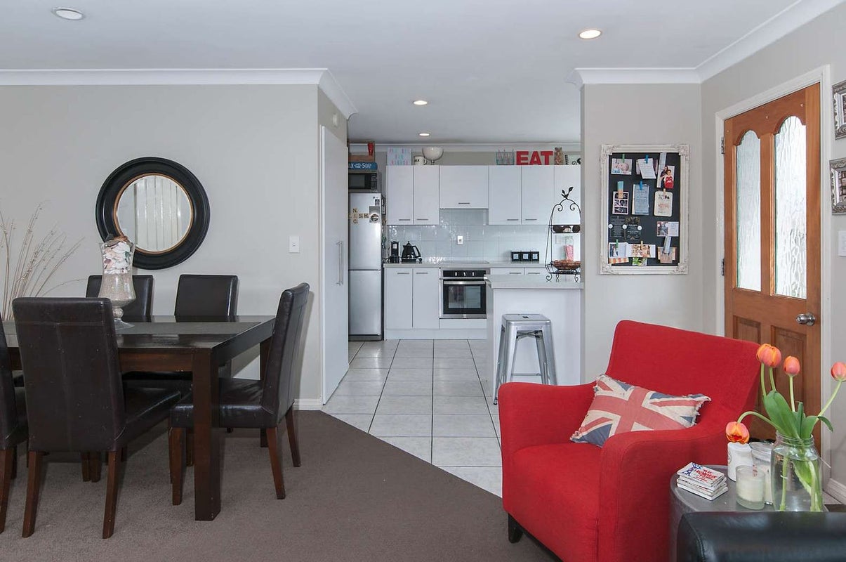 2/70 Drake STREET, Howick, Auckland - Carousel 10
