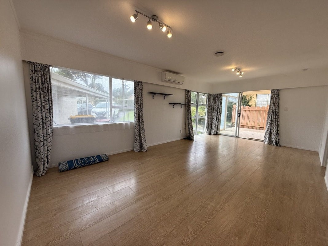 1/551 WEYMOUTH ROAD, Weymouth, Auckland - Carousel 2