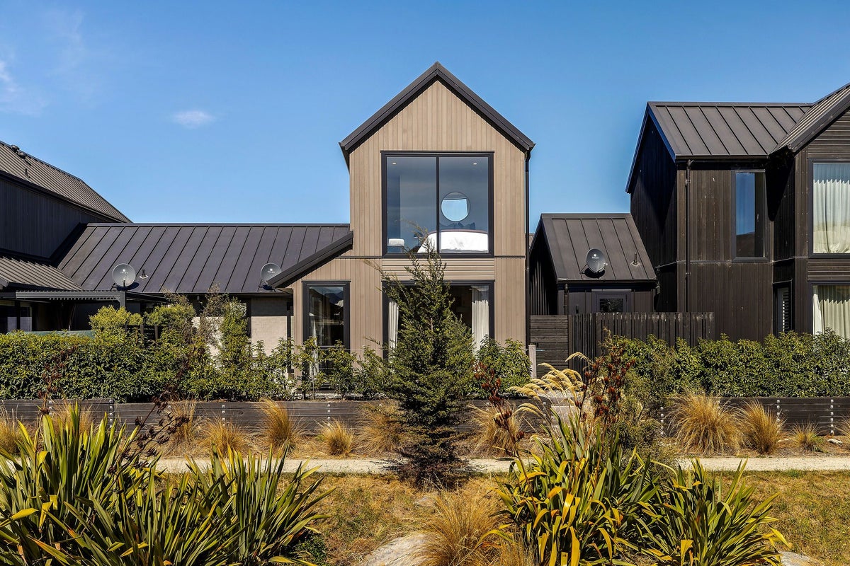 18 Chapman Way, Jacks Point, Queenstown - Carousel 20