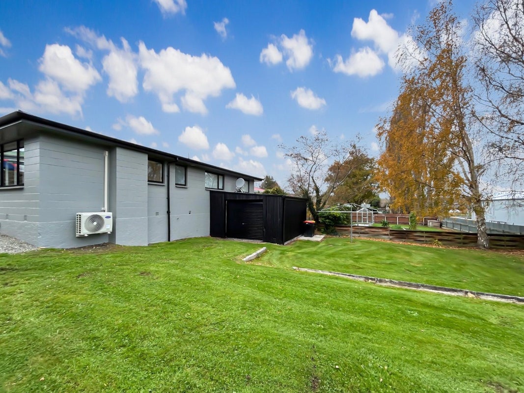 27 Gordon Terrace, East Gore, Gore - Carousel 16