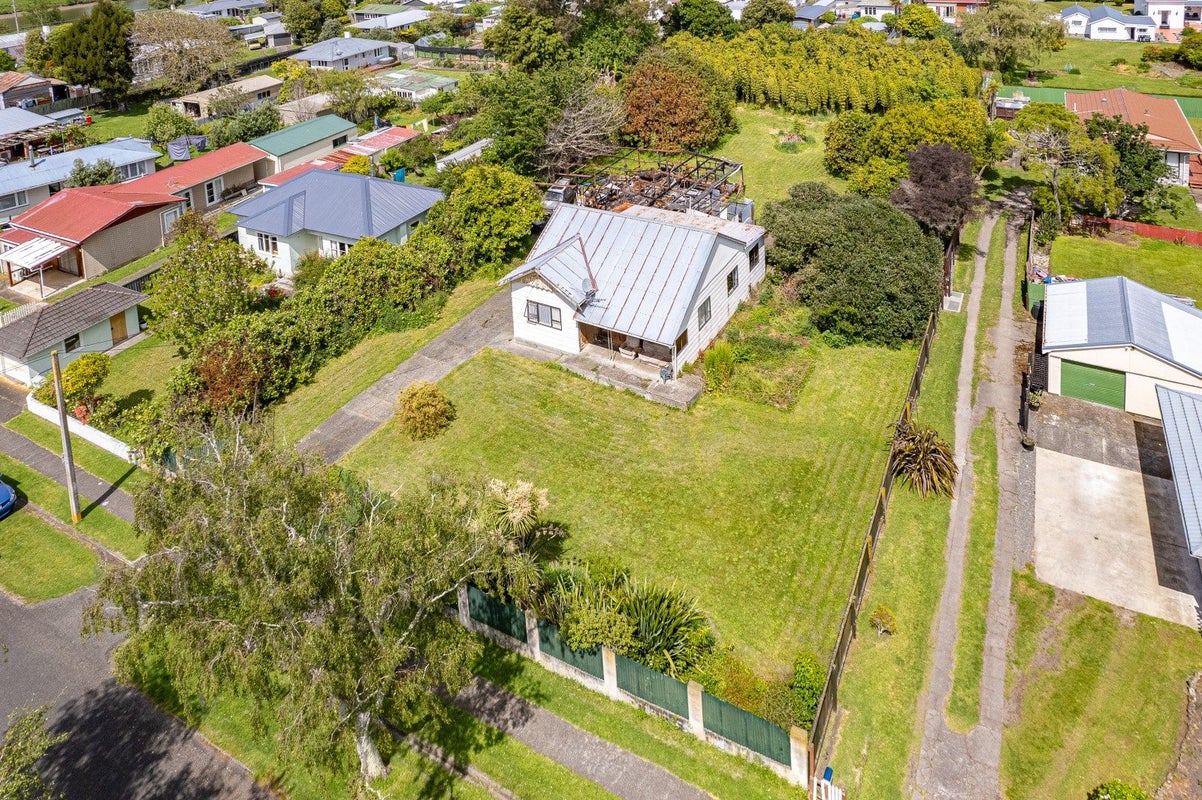19 Quick Avenue, Aramoho, Whanganui - Carousel 1