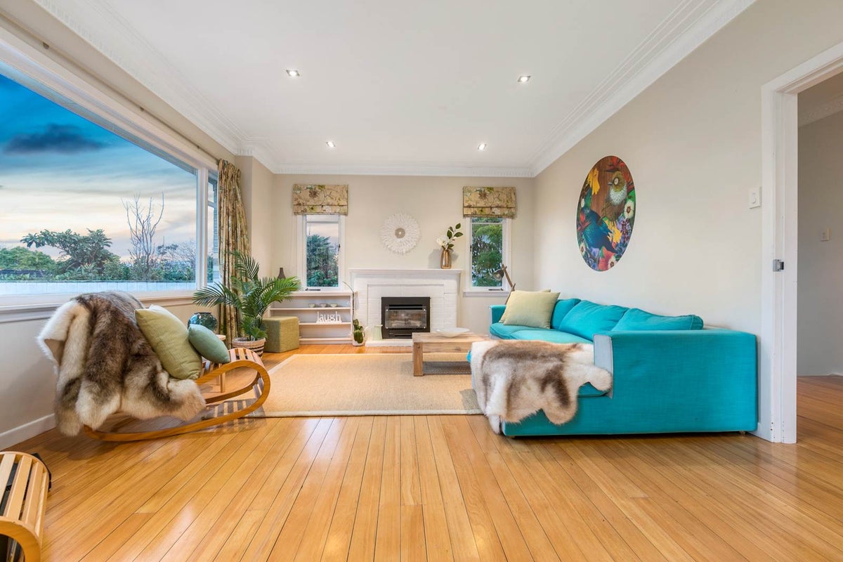 72A Lake Road, Narrow Neck, Auckland - Carousel 2