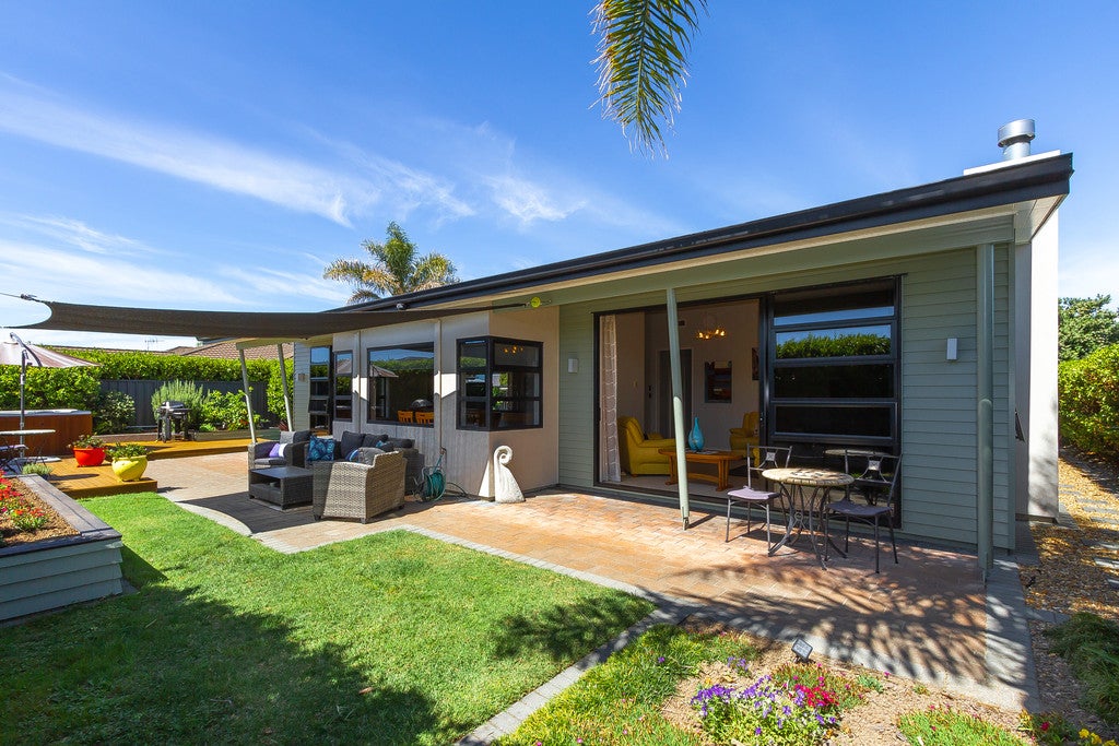 10 Pacific Avenue, Poraiti, Napier - Carousel 19