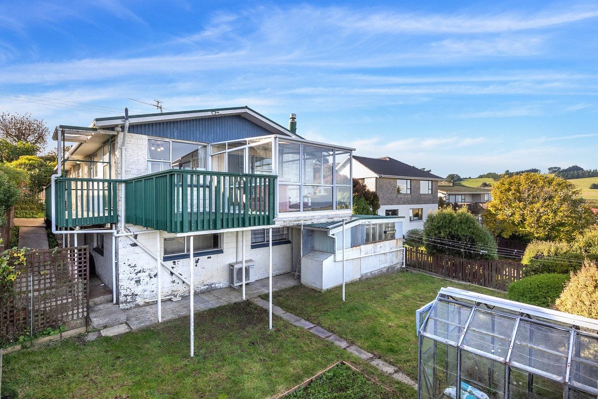 42 McKerrow Street, Shiel Hill, Dunedin - Carousel 21