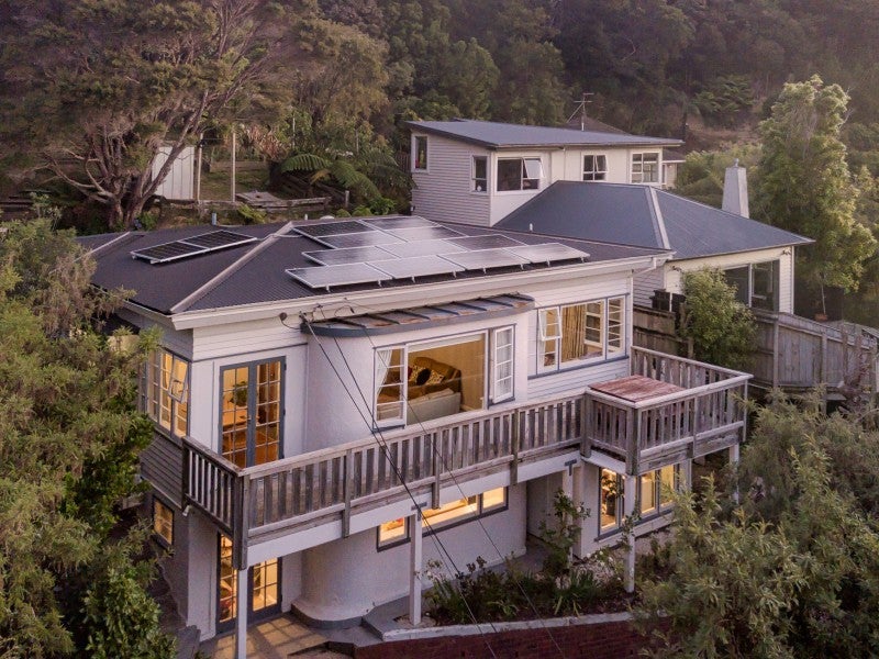 17 Wyndrum Avenue, Waterloo, Lower Hutt - Carousel 2