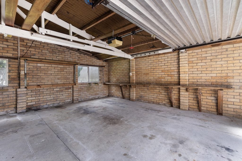 24 Braid Road, St Andrews, Hamilton - Carousel 21
